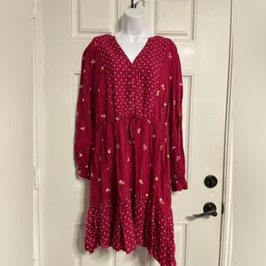 T15- OLD NAVY Raspberry Red Floral BOHO Dress